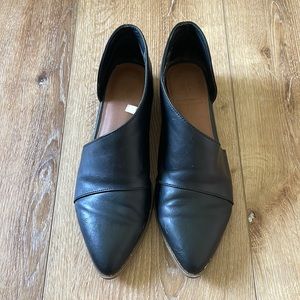 Universal Thread - black booties